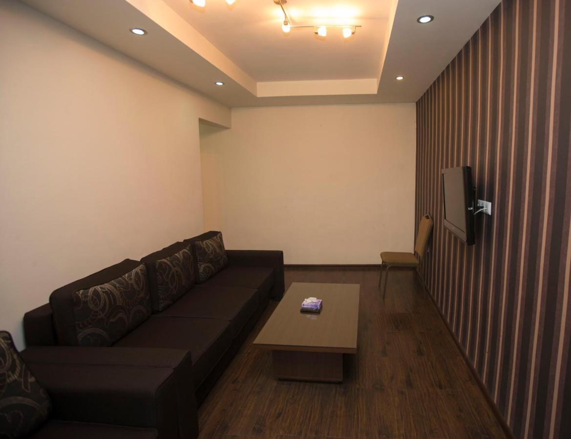 Tsaghkahovit Hotel Цахкадзор Екстериор снимка